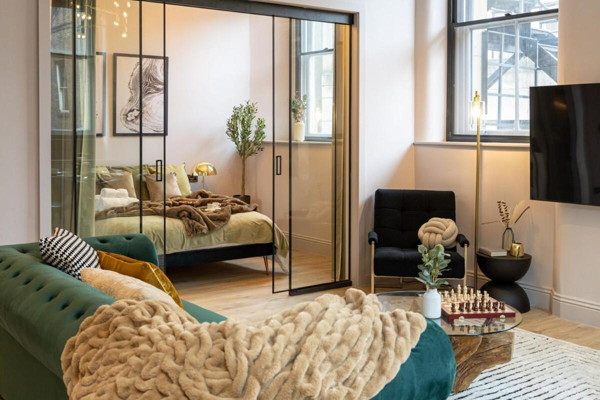 Apartment Charlotte House By Coqoon Manchester